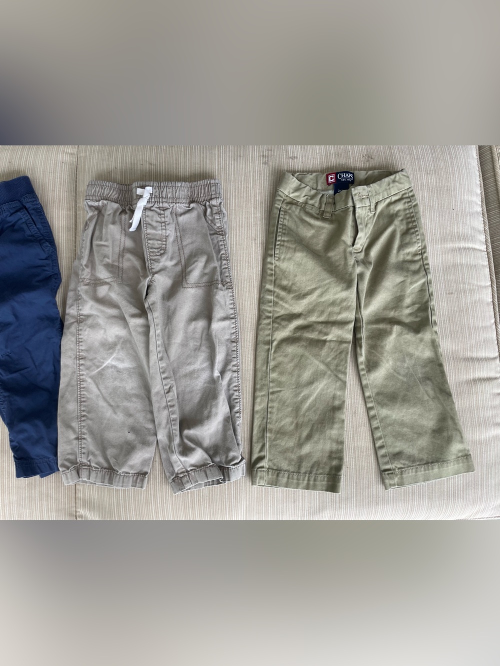 4T pants bundle - Picture 2 of 6